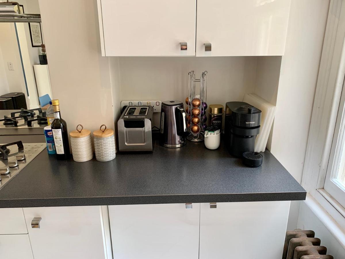 לונדון Lovely Newly Refurbished Apartment In Battersea מראה חיצוני תמונה